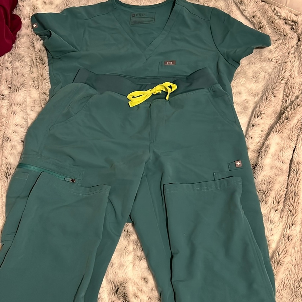 FIGS Scrubs set Small cactus